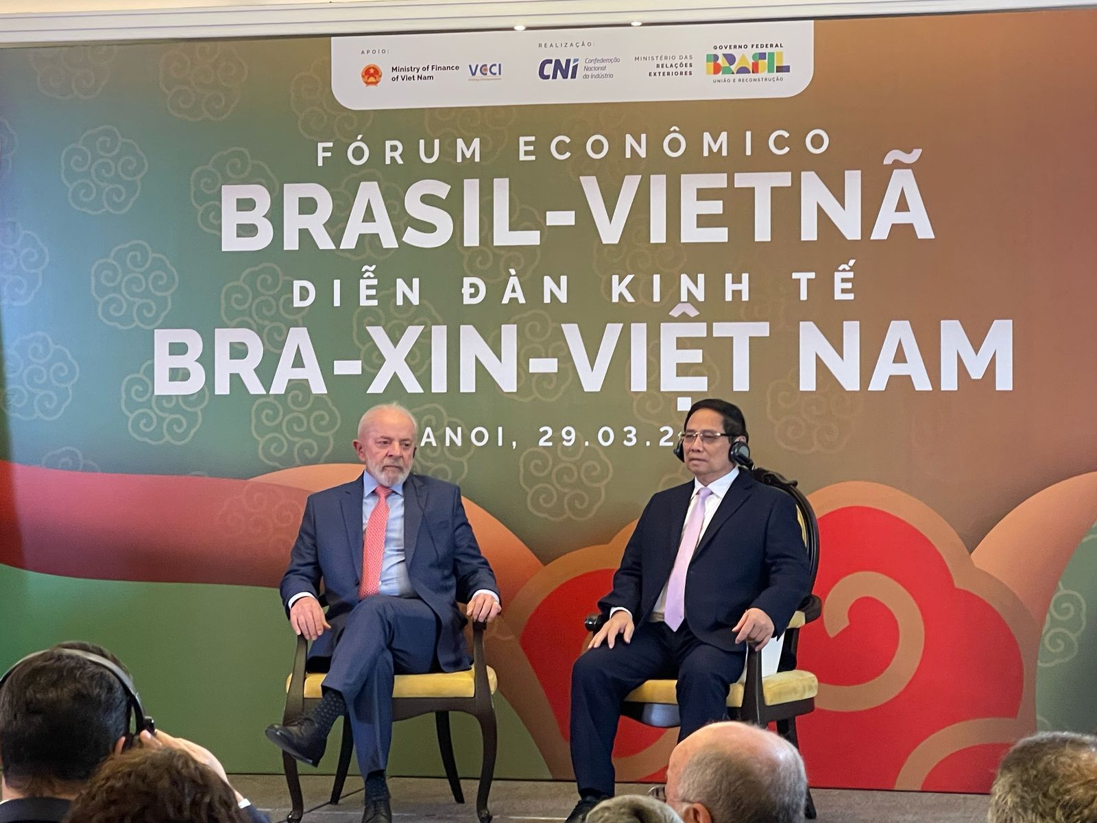 Presença significativa da CCBV-ES no último dia da visita do presidente Lula ao Vietnã
